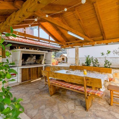 Villa Stella Splitska Zewnętrze zdjęcie